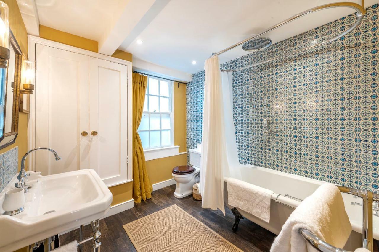 Stylish & Spacious City Center Georgian Townhouse Μπαθ Εξωτερικό φωτογραφία